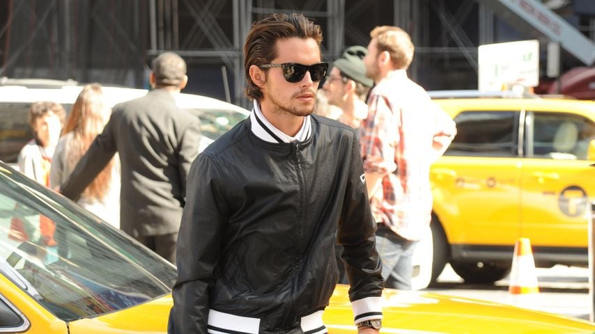 Dylan Rieder bei einem DKNY-Video-Shooting am Times Square