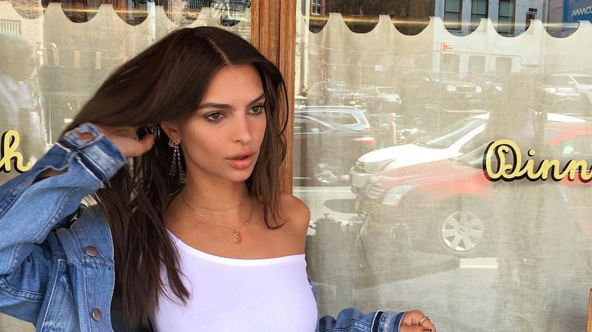Emily Ratajkowski