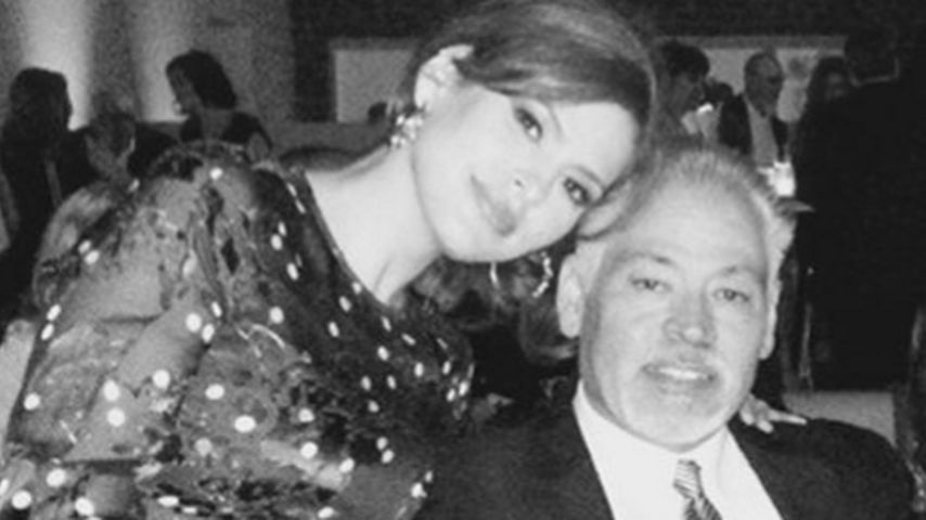 Eva Mendes mit ihrem älteren Bruder Carlos Mendes