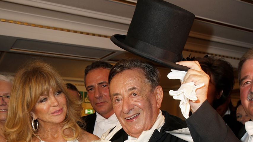 Stargast Goldie Hawn und Gastgeber Richard Lugner beim "Wiener Opernball" 2017