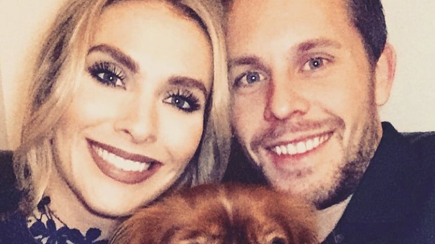 Gylfie Sigurðsson & Alexandra Helga Ívarsdóttir mit ihrem Hund
