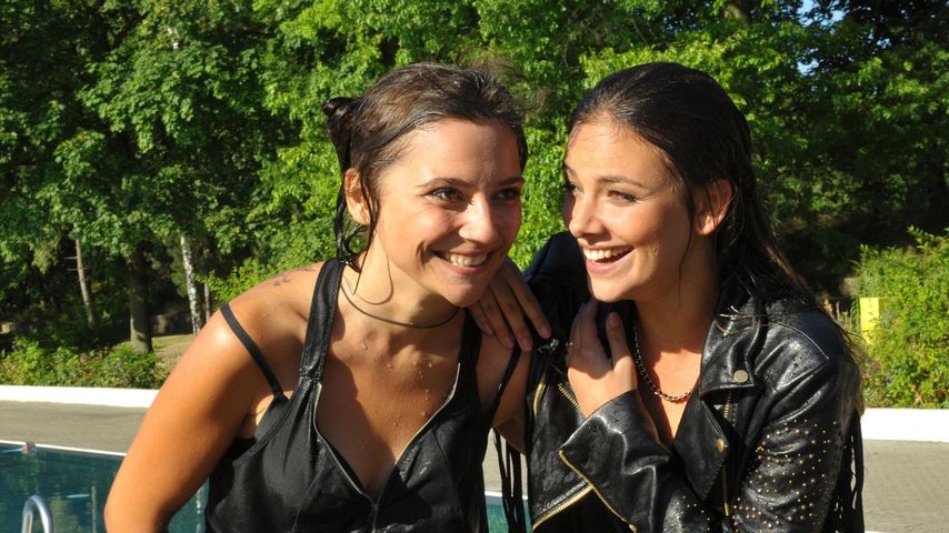 Janina Uhse und Linda Marlen Runge