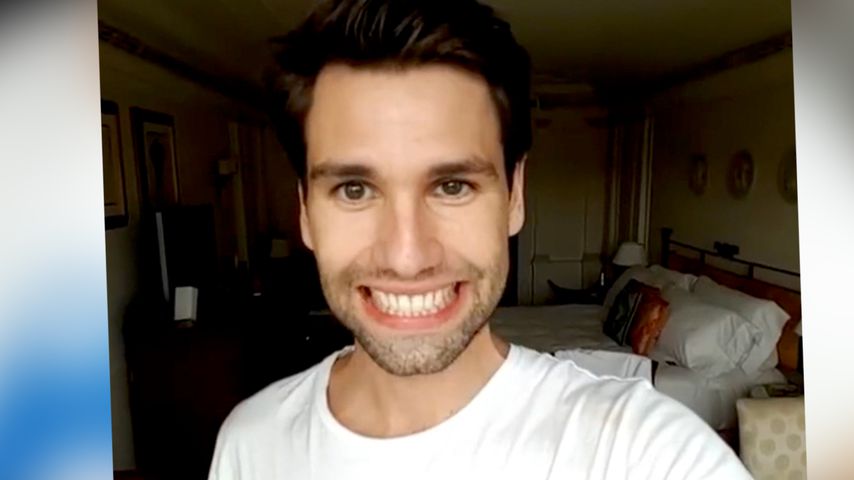 Jetzt scherzt Dschungel-Honey selbst über sein Dauergrinsen!