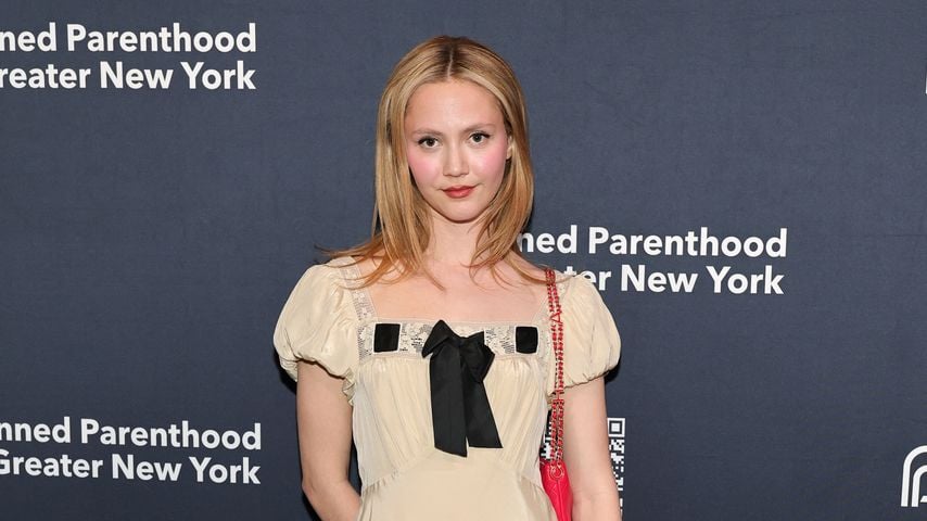 Iris Apatow, Schauspielerin