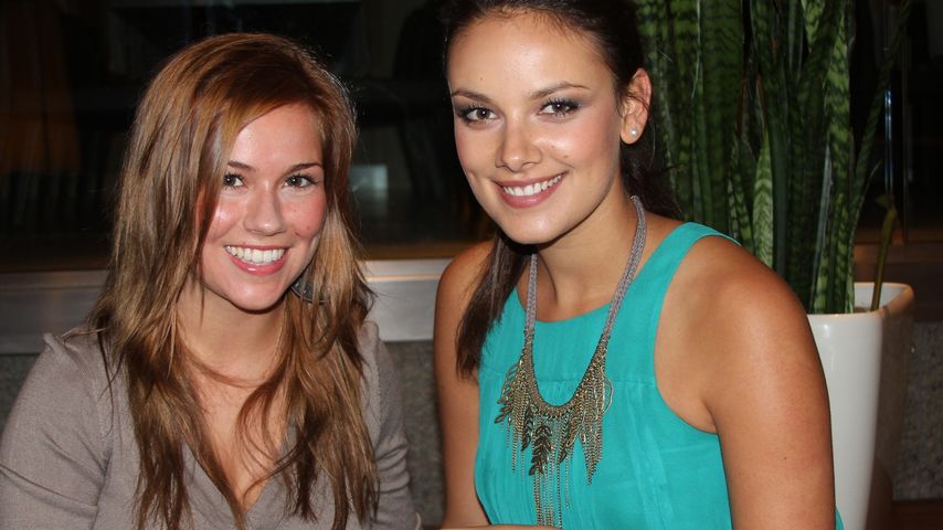 Janina Uhse und Sarah Tkotsch