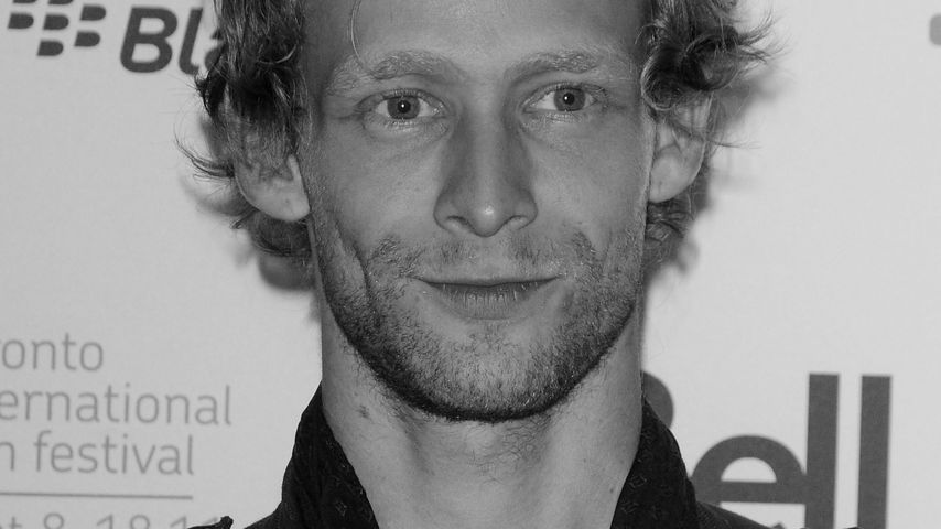 Johnny Lewis