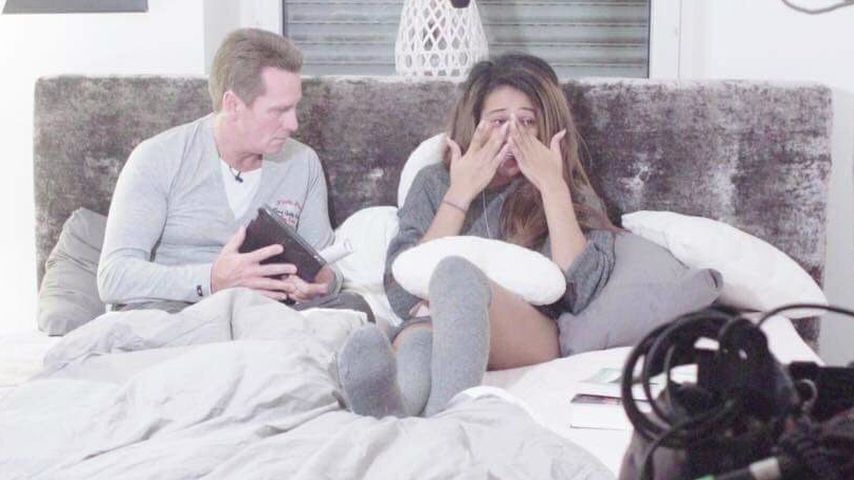 Jürgen Milski und Reality-Star Sarah Joelle bei "Promis ungeschminkt" auf RTL