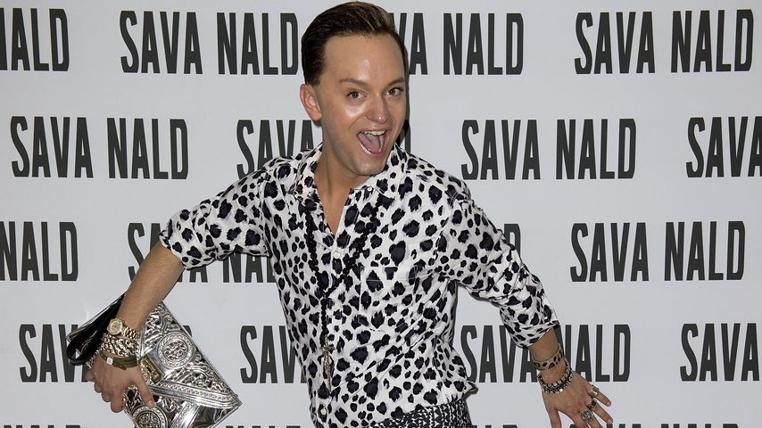 Julian F.M Stoeckel bei einer Fashionshow von Sava Nald in Berlin