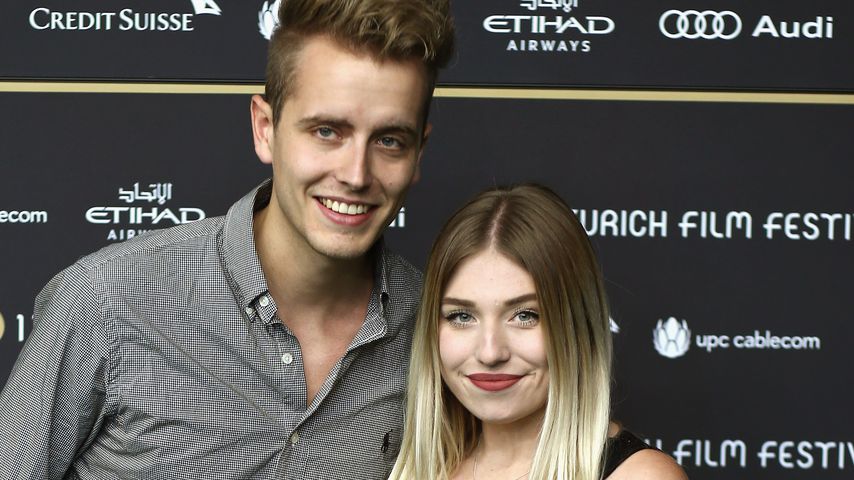 Pikantes Video: Bibi & Julian fummelnd im Club erwischt!