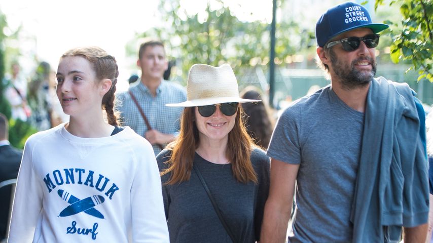 Liv Freundlich, Julianne Moore & Bart Freundlich in New York City