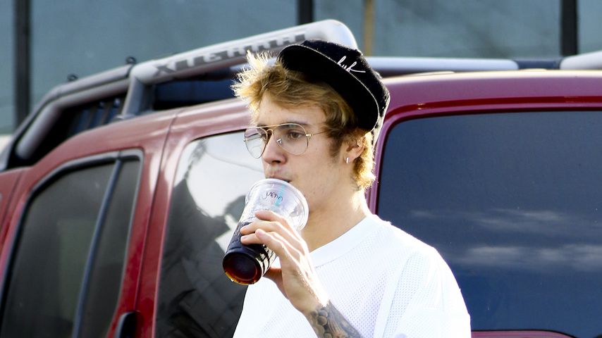 Vom Blondi zum Nerd: Justin Biebers skurriles Styling-Jahr