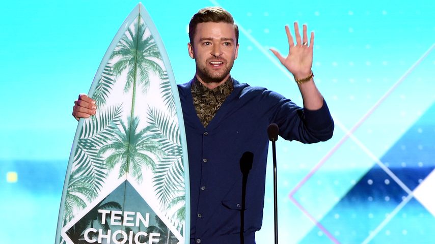 Justin Timberlake mit dem Surfbrett-Preis für sein musikalisches Lebenswerk bei den TCA 2016