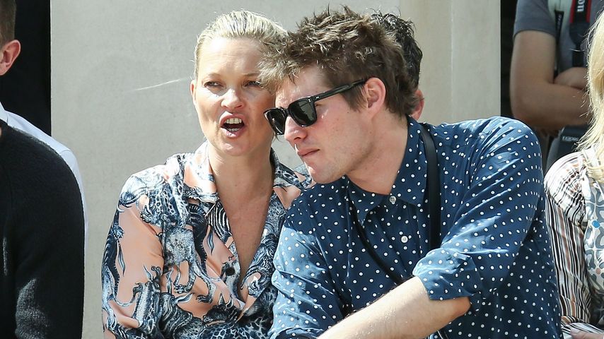 Kate Moss mit ihrem Freund Graf Nikolai von Bismarck bei der Fashion-Week