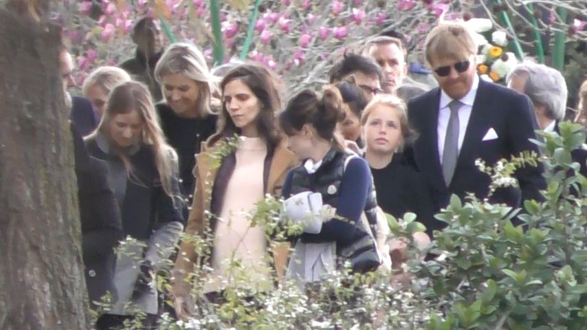 Königin Maxima mit ihrer Familie bei der Beerdigung ihres Vaters