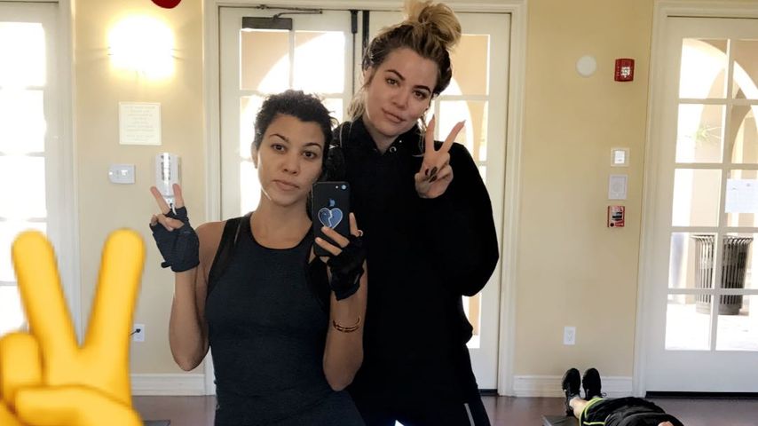 Kourtney und Khloe Kardashian beim Sport