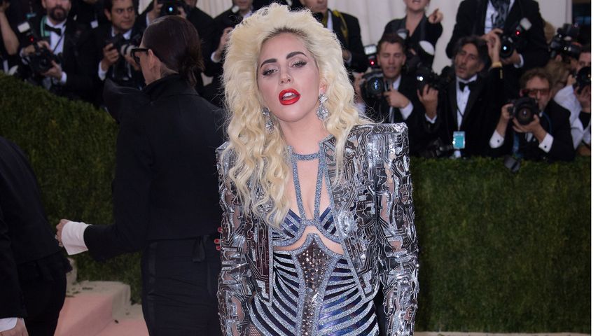 Lady GaGa beim Besuch der "Manus x Machina: Fashion in an Age of Technology" - Gala