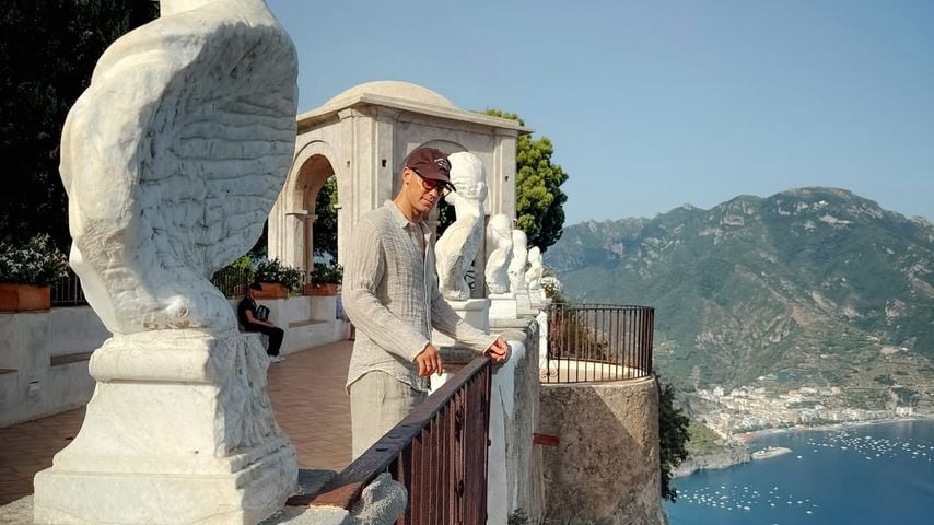 Manuel Neuer macht Flitterwochen auf Capri, Juli 2025