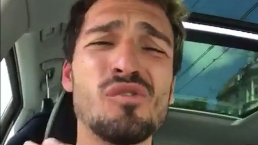 Ungewohnt: Mats Hummels stellt seine Rap-Künste unter Beweis