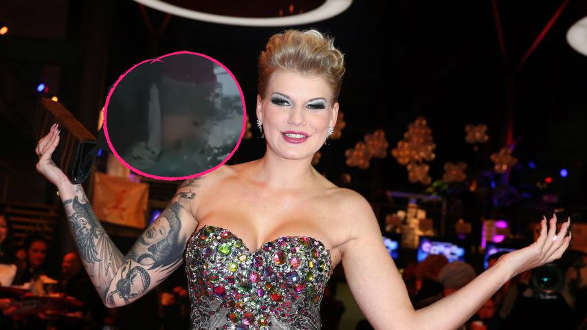 Zungeneinsatz: Melli Müller leckt die Auto-Scheibe eisfrei!