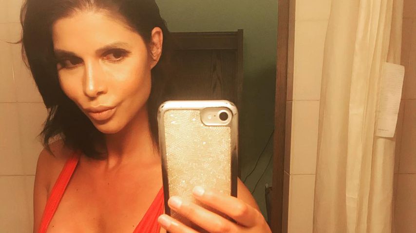 Sexy WM-Clip: Bei Micaela Schäfer wird Fußball zu Po-Ball!