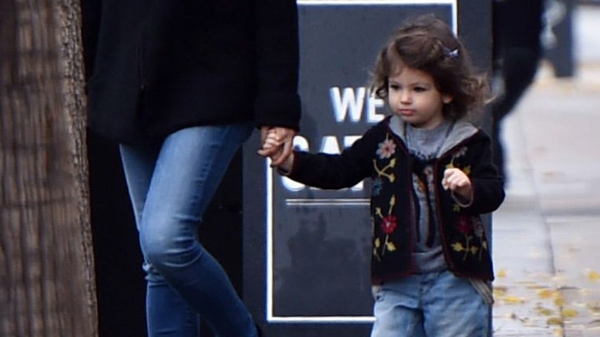Was? Mila Kunis' Tochter Wyatt (3) trinkt jede Woche Wein!