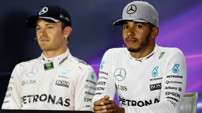 Nico Rosberg und Lewis Hamilton nach dem Formel 1-Rennen in Singapur