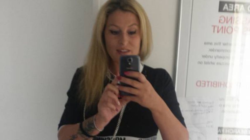 Phyllis Maeter macht ein Selfie