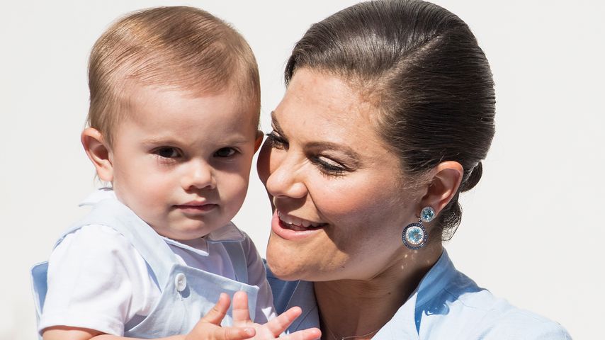 Prinz Oscar und Mama Victoria