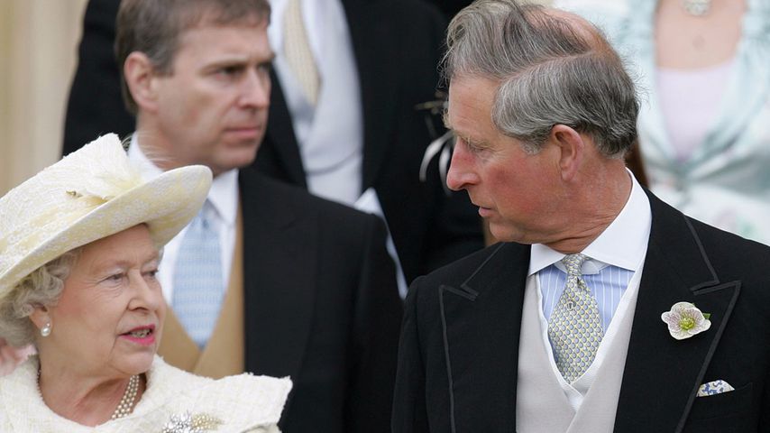 Queen Elizabeth II. und ihr Sohn Prinz Charles