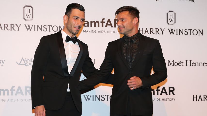 Ricky Martin und Jwan Yosef bei der amfAR-Gala in Cannes