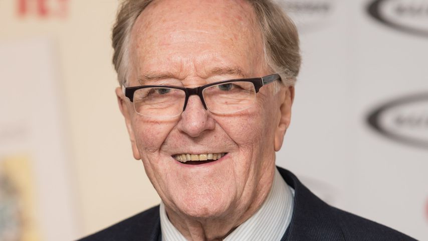 Robert Hardy, Schauspieler