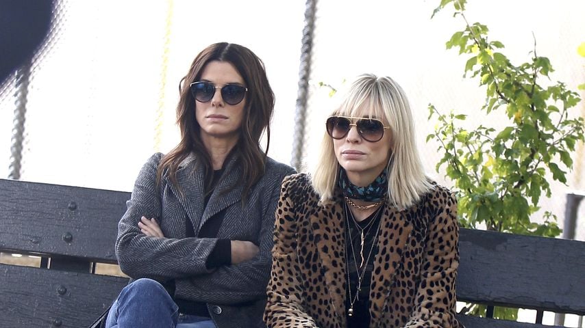 Sandra Bullock und Cate Blanchett im Oktober 2016 bei am Set von "Ocean's Eight" in New York