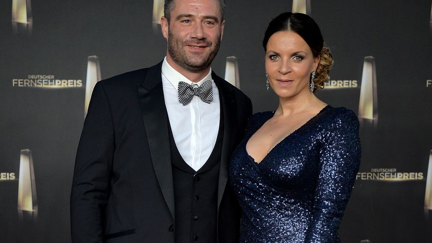 Sasha mit seiner Frau Julia Röntgen beim Fernsehpreis 2014
