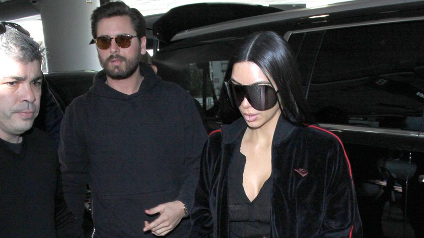 Scott Disick und Kim Kardashian am Flughafen von Los Angeles