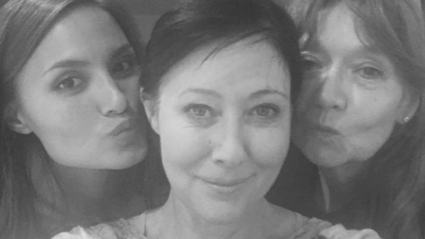 Shannen Doherty (Mitte) mit einer Freundin (Links) und ihrer Mutter (Rechts)