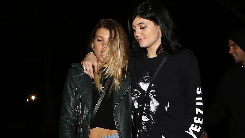 Sofia Richie (l.) und Kylie Jenner (r.) in Los Angeles