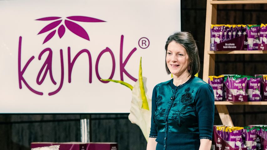Sonja Zuber präsentiert "Kajnok"-Nudeln