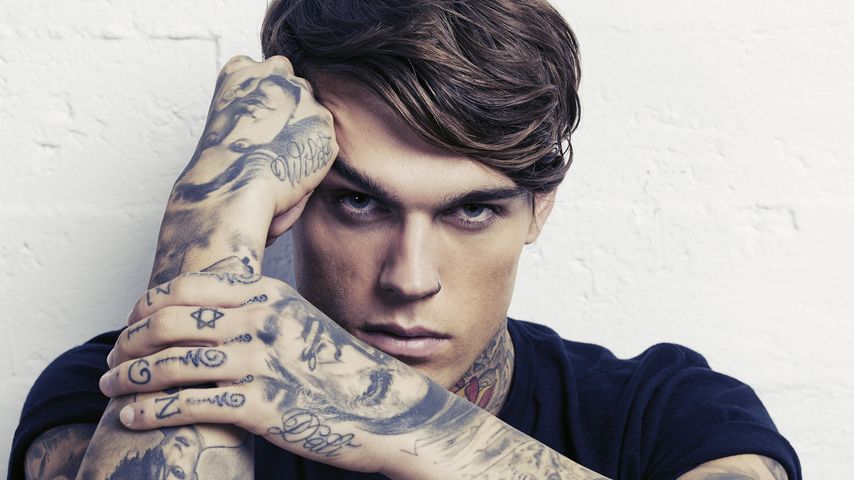 Stephen James