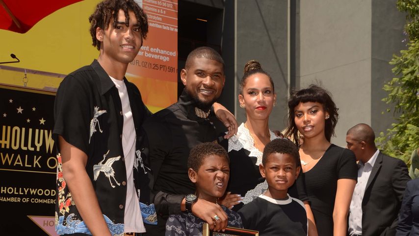 Usher mit seiner Familie auf dem Walk of Fame