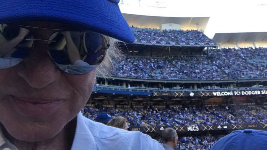 Val Kilmer im Baseball-Stadion