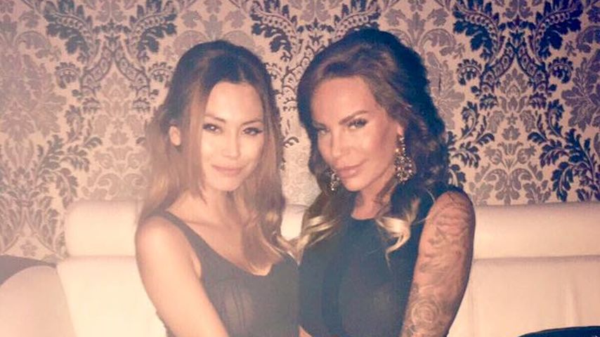 Victoria Kern und Gina-Lisa Lohfink bei der Bild-Party in Köln