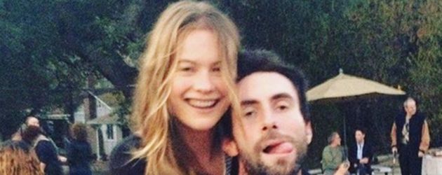 Adam Levine und seine Frau Behati Prinsloo Adam Levine und seine Frau Behati Prinsloo