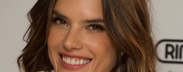 Alessandra Ambrosio in London Alessandra Ambrosio in London