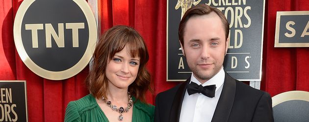 Alexis Bledel mit Ehemann Vincent Kartheiser bei den "Screen Actors Guild Awards" 2013 in Los Angele Alexis Bledel mit Ehemann Vincent Kartheiser bei den "Screen Actors Guild Awards" 2013 in Los Angele