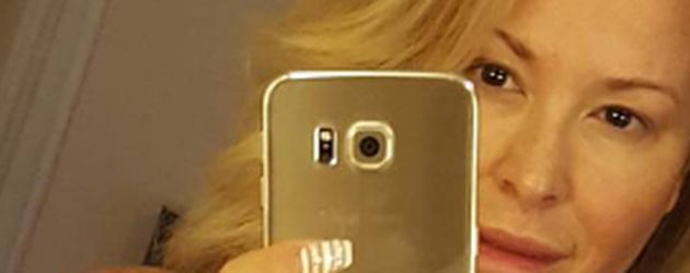 Anastacias Nackt-Selfie Anastacias Nackt-Selfie