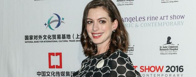 Anne Hathaway Anne Hathaway