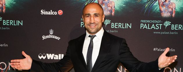 Arthur Abraham bei der Premiere der "THE ONE Grand Show" in Berlin Arthur Abraham bei der Premiere der "THE ONE Grand Show" in Berlin