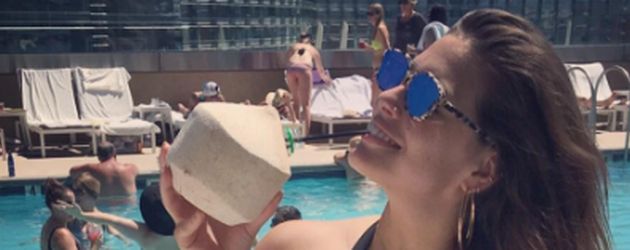 Ashley Graham, erstes Plussize-Model auf dem Sports Illustrated Swimsuit Issue Ashley Graham, erstes Plussize-Model auf dem Sports Illustrated Swimsuit Issue