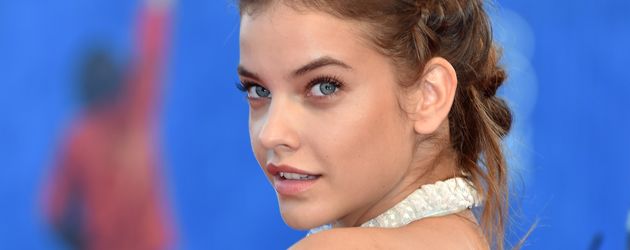 Barbara Palvin bei der Eröffnung des 73. Filmfestivals in Venedig Barbara Palvin bei der Eröffnung des 73. Filmfestivals in Venedig