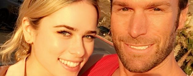Batian Yotta mit unbekannter Blondine Batian Yotta mit unbekannter Blondine